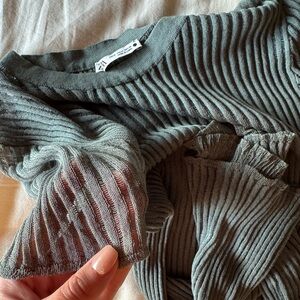 Zara Green Ribbed Crew Neck Sweater